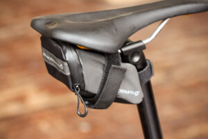 blackburn_grid_small_seat_bag.jpg