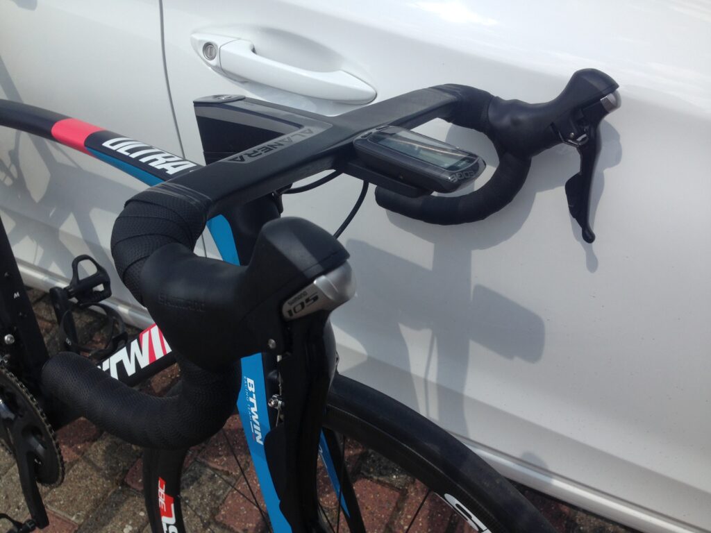 Deda_Alanera_Handlebar_Garmin_Mount.JPG