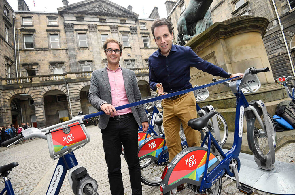 Mark Beaumont helps launch Ediburgh Just Eat Cycles scheme