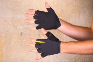 mavic_cosmic_pro_glove.jpg