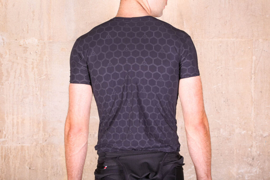 metier_element_race_layer_ss_-_back.jpg