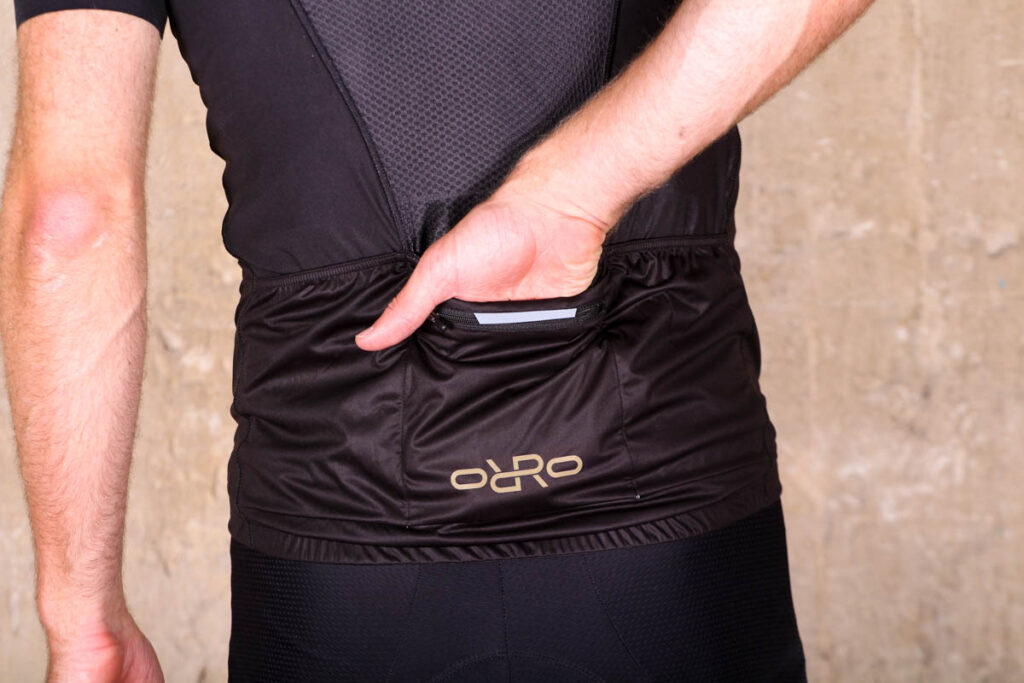orro_bikes_cycling_gillet_-_pocket.jpg