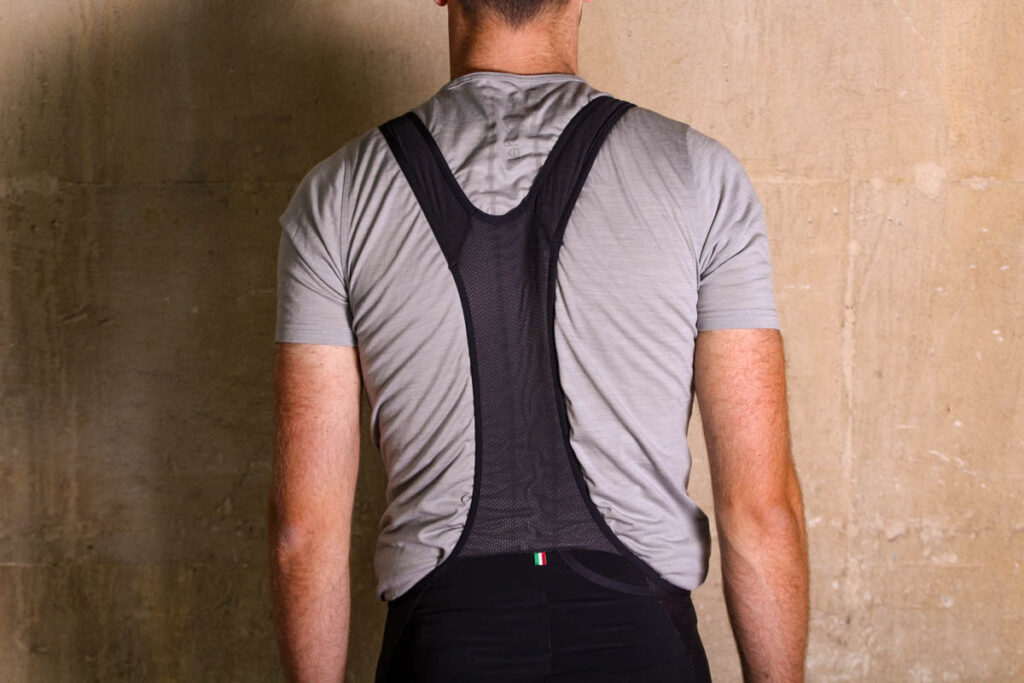 santini_365_mago_2.0_bibshorts_-_straps_back.jpg