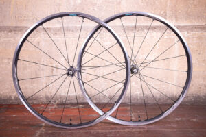 Shimano WH-RS500 Tubeless wheelset.jpg