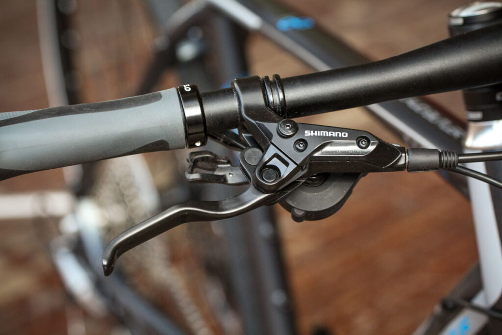 claud_butler_quest_11_-_brake_lever.jpg