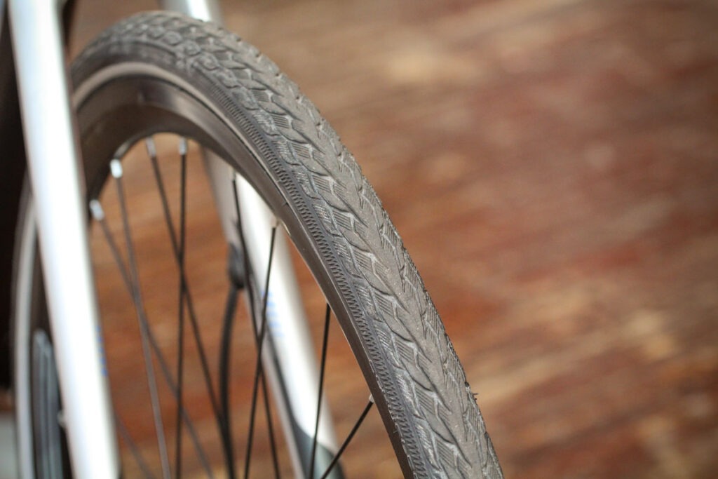 claud_butler_quest_11_-_tyre_tread.jpg