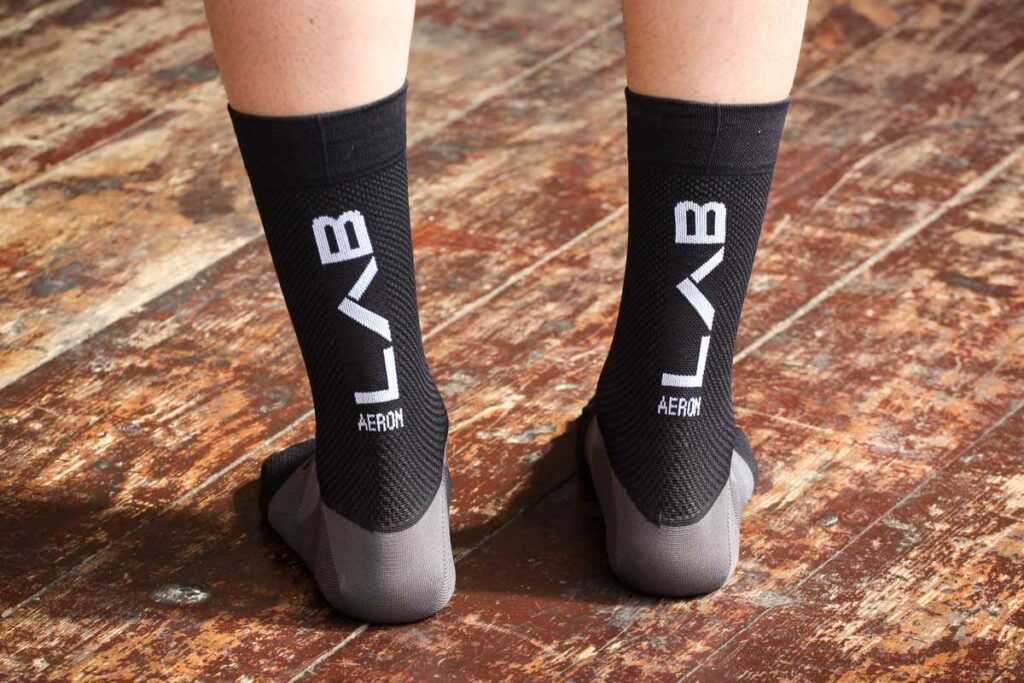 dhb Aeron Lab Socks – ankles.jpg
