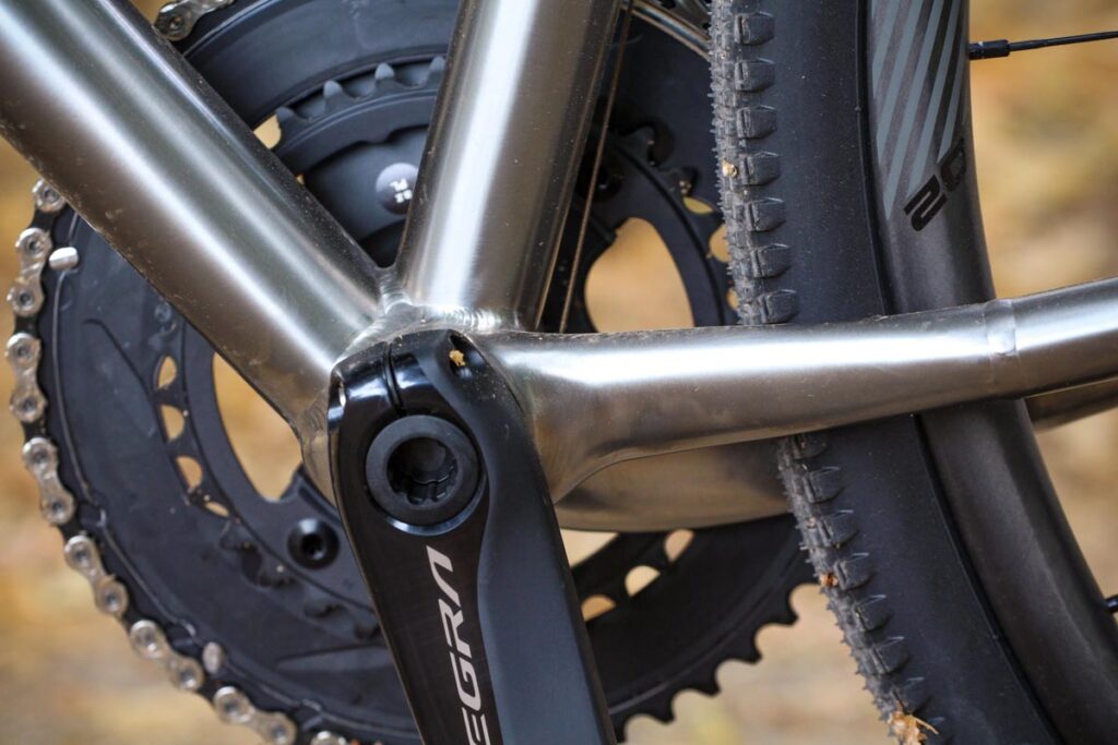j_guillem_atalaya_-_bottom_bracket.jpg