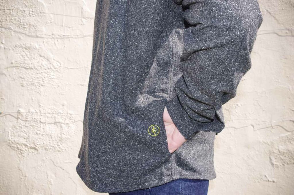 Samvær Overshirt – pocket.jpg