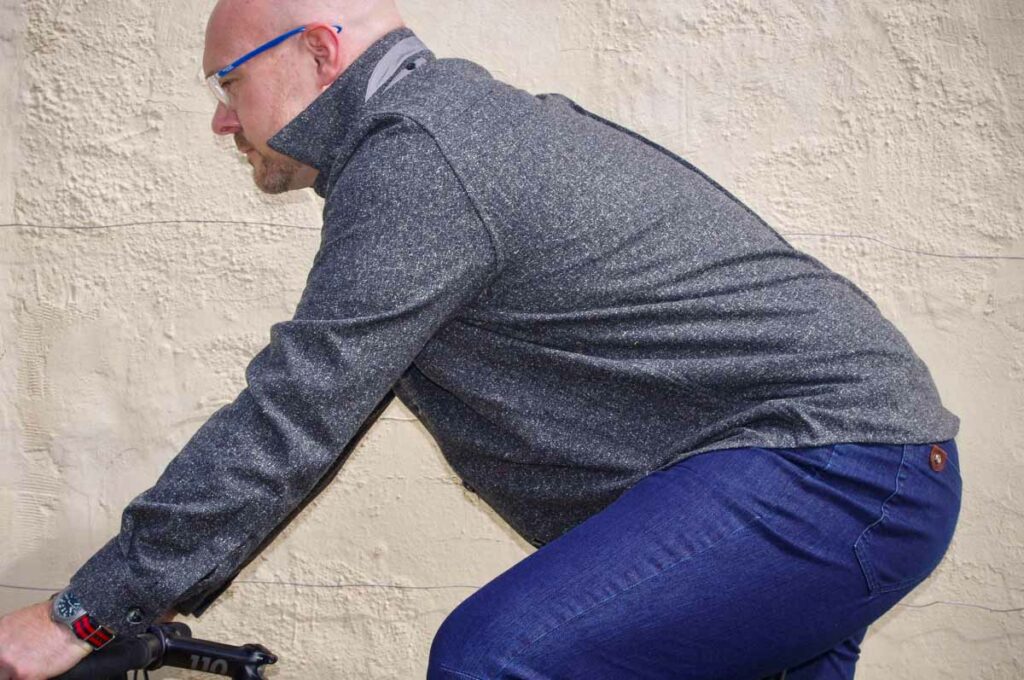 Samvær Overshirt – riding.jpg