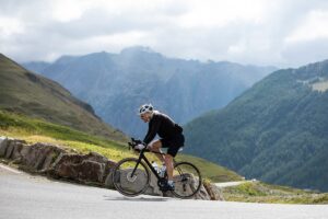Sir Richard Branson on Cannondale Synapse disc with eTap