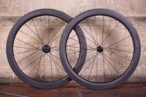 aera_ar_55_tubeless_wheelset.jpg