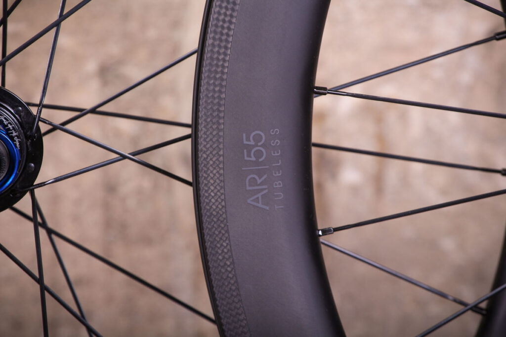aera_ar_55_tubeless_wheelset_-_rim_detail.jpg