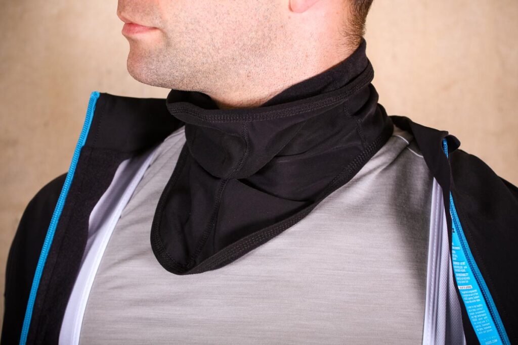 Assos Mille GT winter Jacket Ultra AZ – buff detail.jpg