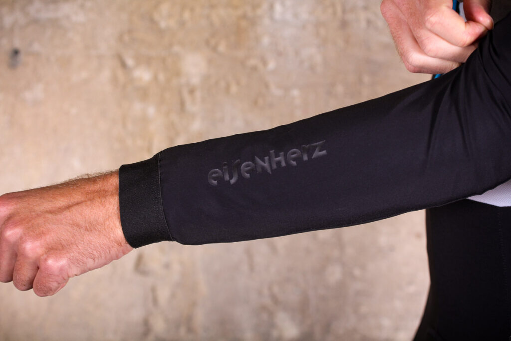 Assos Mille GT winter Jacket Ultra AZ – sleeve detail.jpg