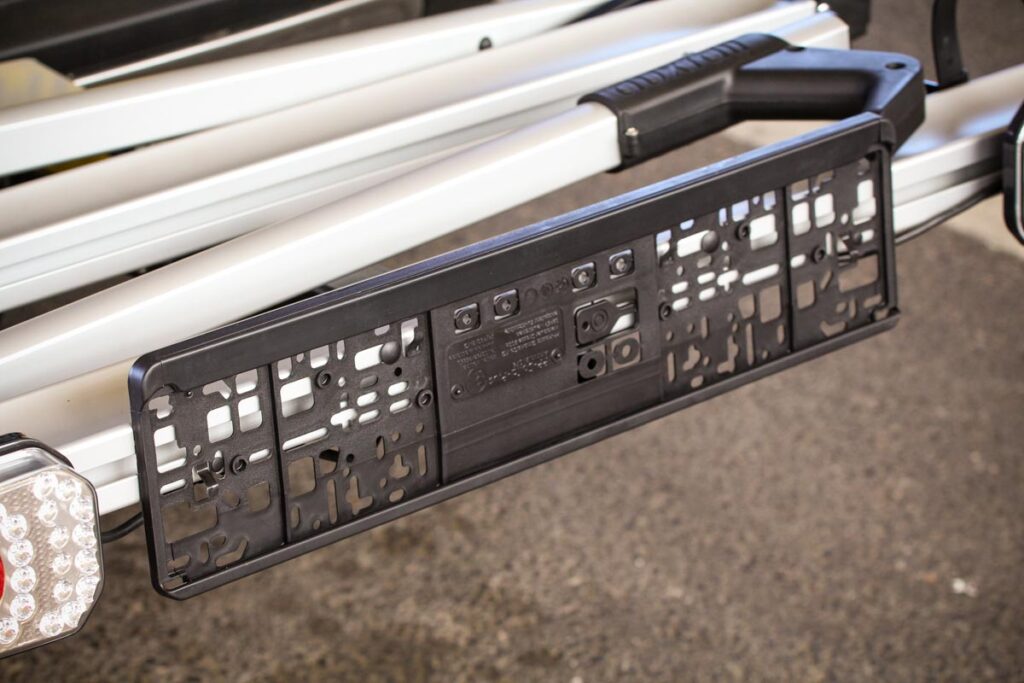 auxtail_towball_mount_cycle_carrier_-_number_plate_holder.jpg