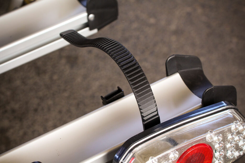 auxtail_towball_mount_cycle_carrier_-_wheel_strap.jpg