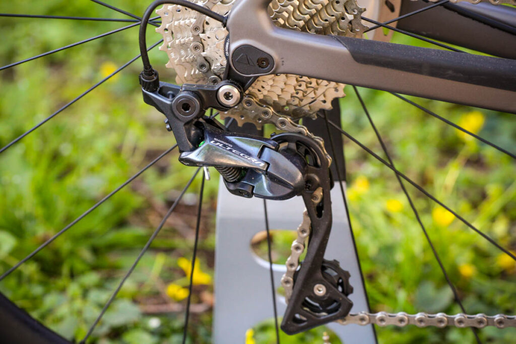 canyon_grail_cf_sl_8.0_sl_-_rear_mech.jpg