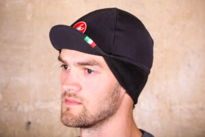 Castelli Difesa Thermal Cap.jpg