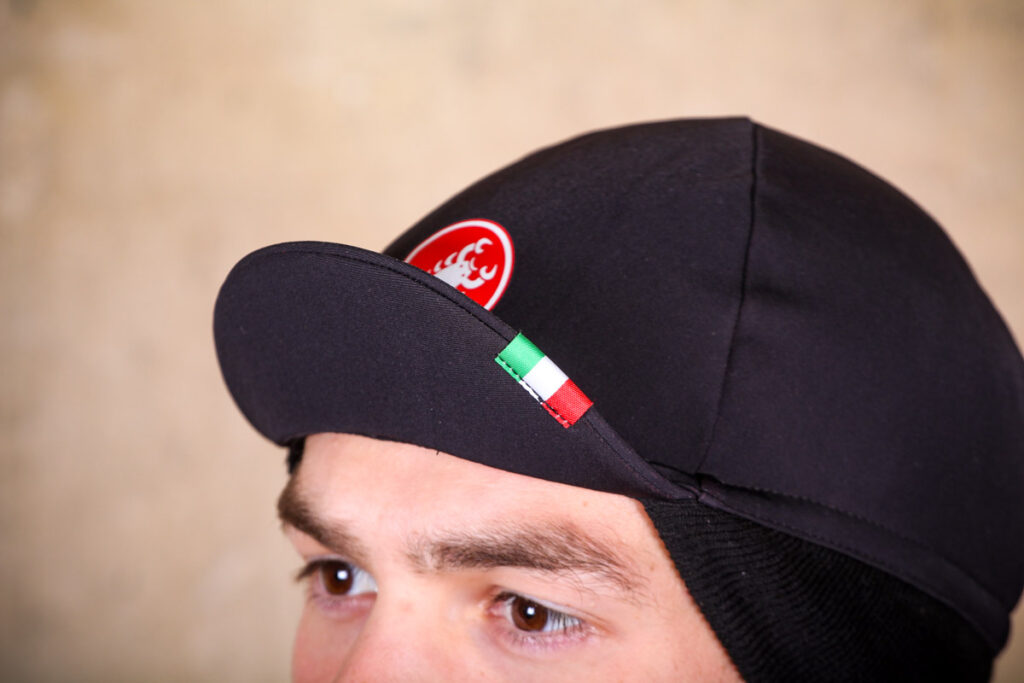 Castelli Difesa Thermal Cap – peak.jpg