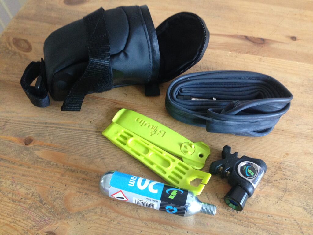 Fabric_Contain_Small_saddle_bag_contents.JPG