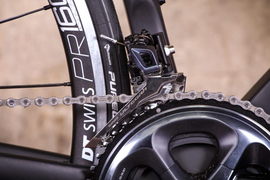 Storck Fascenario 3 – front mech.jpg
