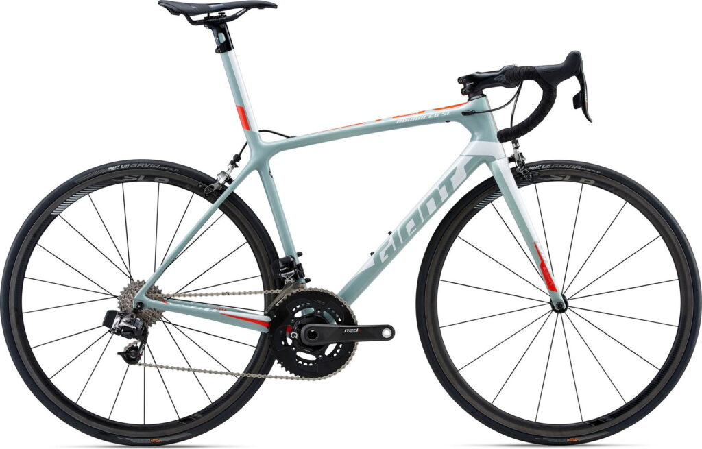 2018 Giant TCR Advanced SL 0 RED Gray.jpg