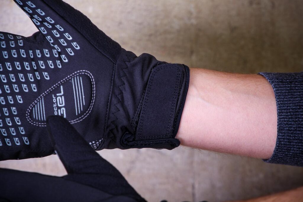 GripGrab Ride Waterproof Winter Gloves – cuff.jpg