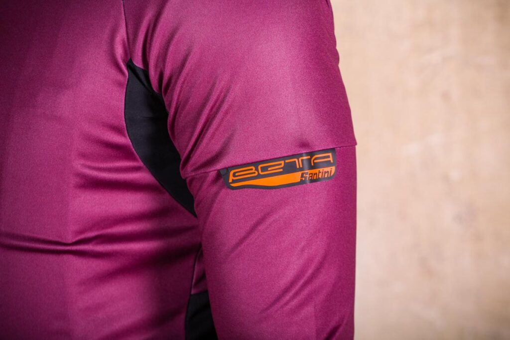 Santini Beta Rain Jacket – sleeve detail.jpg