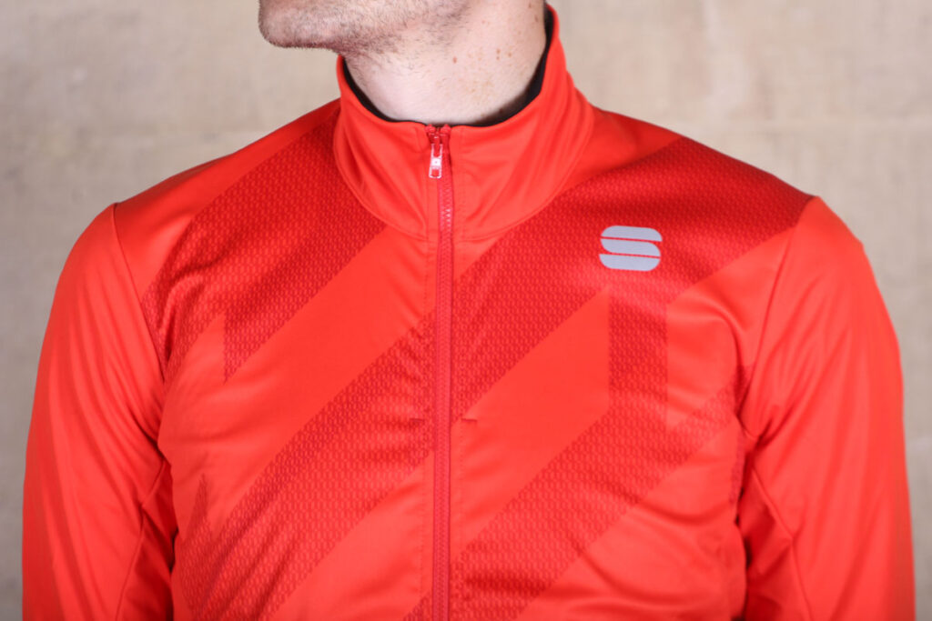 sportful-attitude-jacket-chest.jpg