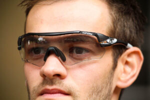 Tifosi Alliant Fototec Light Night Lens Sunglasses - tinted.jpg