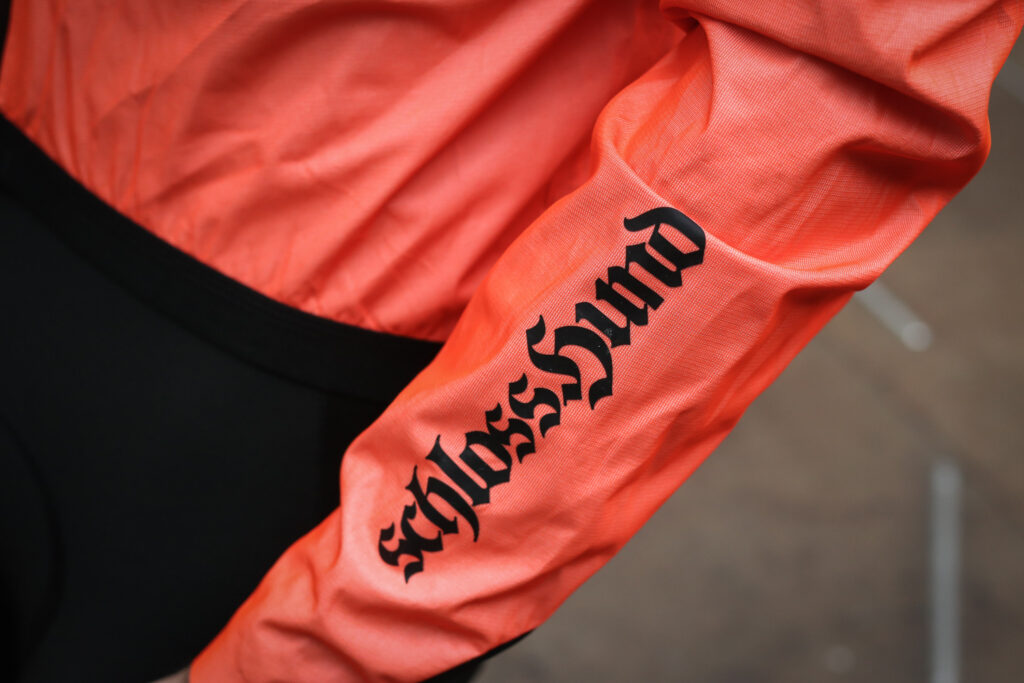 Assos Equipe RS rain jacket-4.jpg