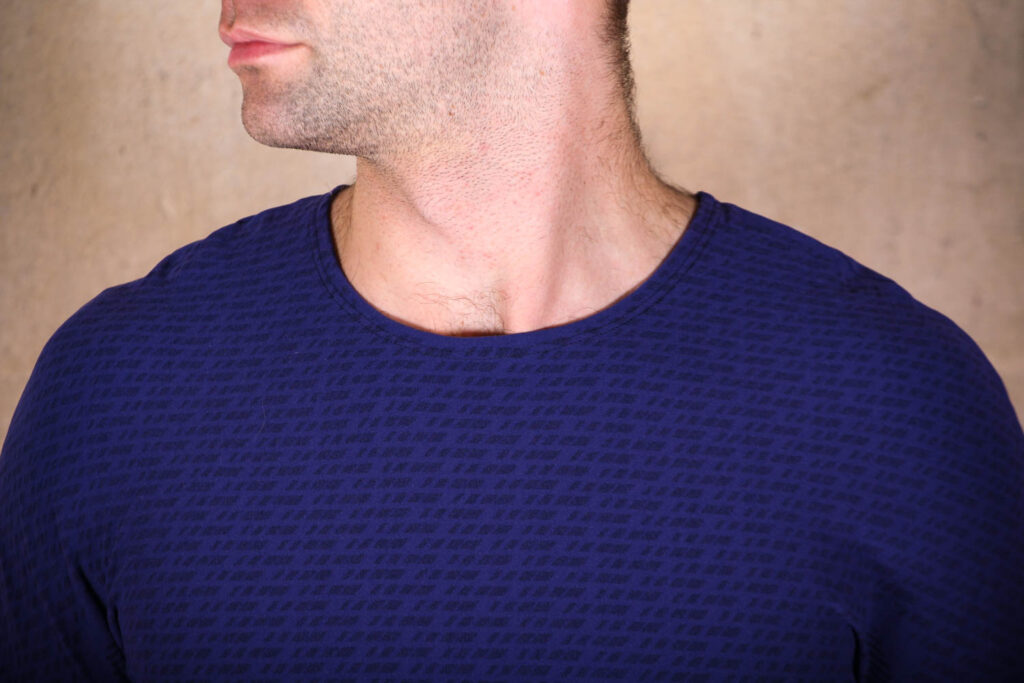 GripGrab Freedom Seamless Thermal Base Layer LS – collar.jpg