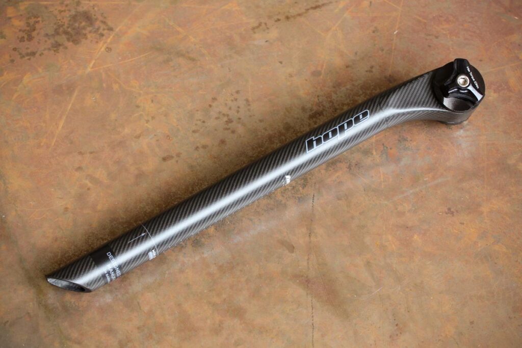 hope_technology_limited_carbon_seat_post.jpg