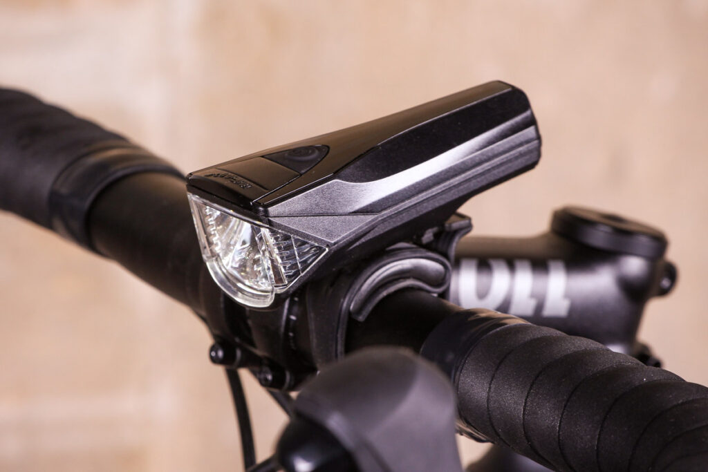 Infini Saturn 300 front light