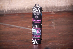 Muc-Off Bike Mat 1.jpg