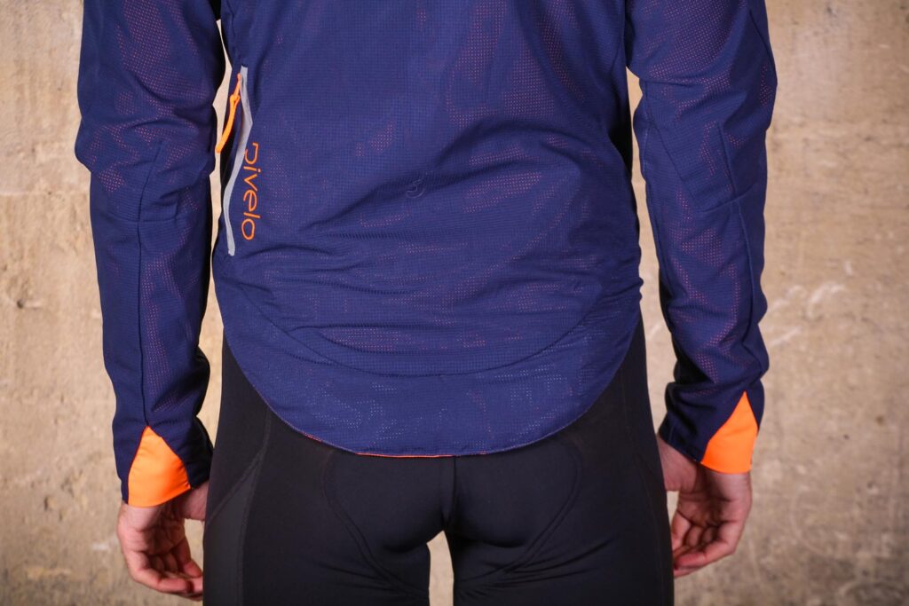 Rivelo Newington Reversible Jacket blue – tail.jpg