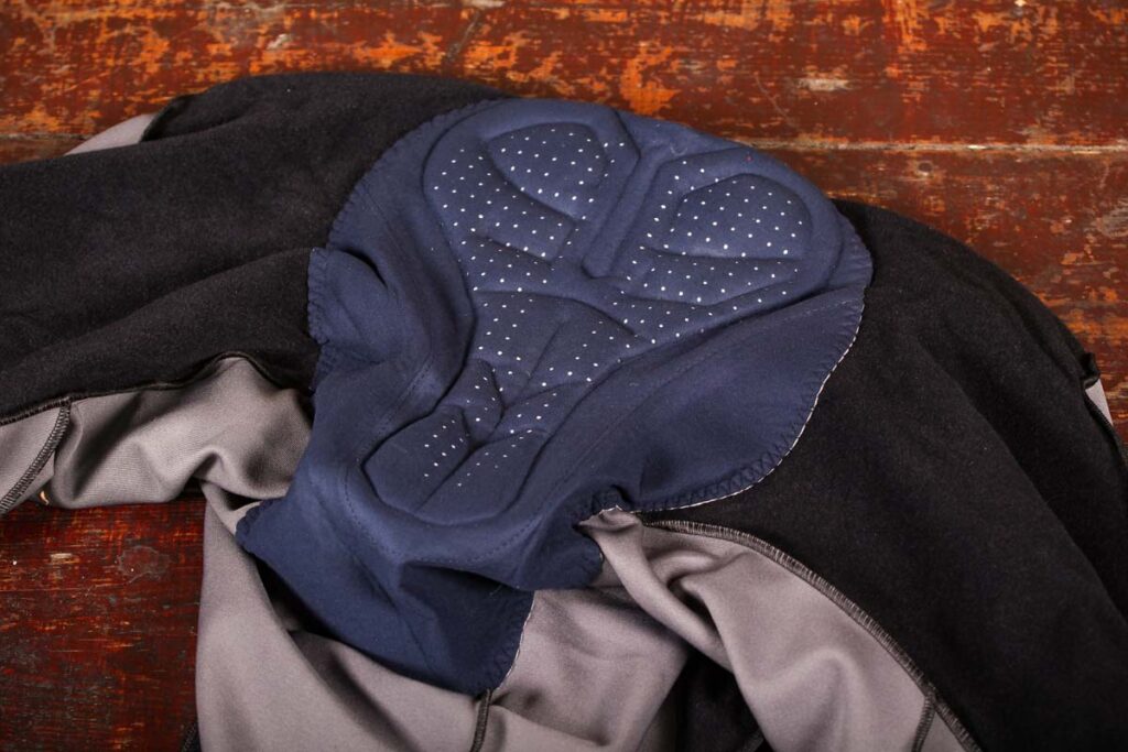 Santini Giove bibtights – pad.jpg