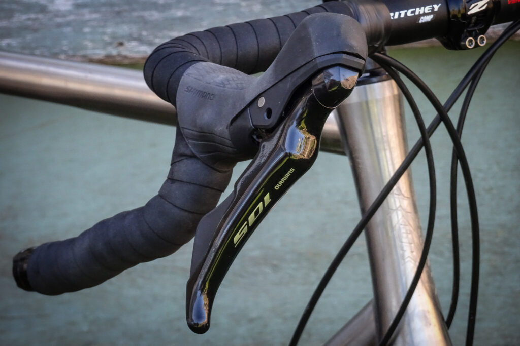 Shimano R7000 hydraulic -1.jpg