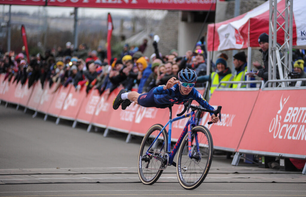 Tom Pidcock celebrates winning 2019 senior national cyclo-cross championship (picture credit 5311 Media)