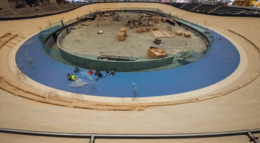 Anna Meares velodrome (source Facebook video still).PNG