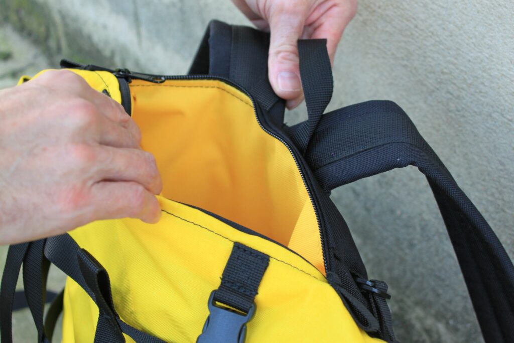 Braasi Industries The Webbing 18ltr Urban Backpack – Zipped Pocket (1).jpg