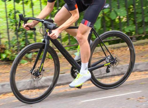 cervelor5disc-riding4