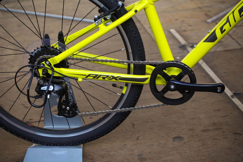Giant ARX 24 – drivetrain.jpg