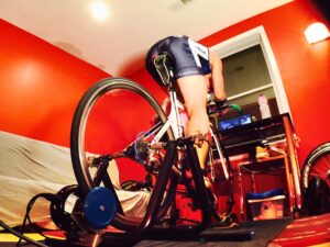 Indoor training (CC BY-NC 2.0 Reflex Blue|Flickr).jpg