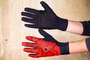 Lusso Windtex Terrain Red Gloves.jpg