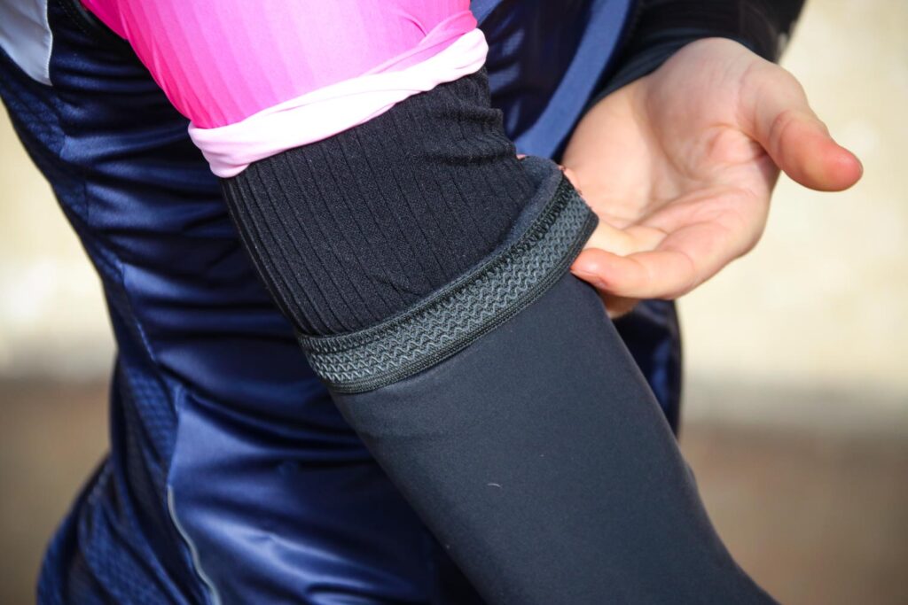 Cycology Super Roubaix Arm Warmers – cuff.jpg