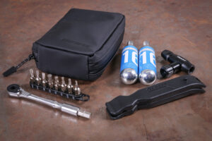 Giant Quick Fix Kit Road-1.jpg