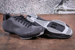 Giro Republic LX R-1.jpg