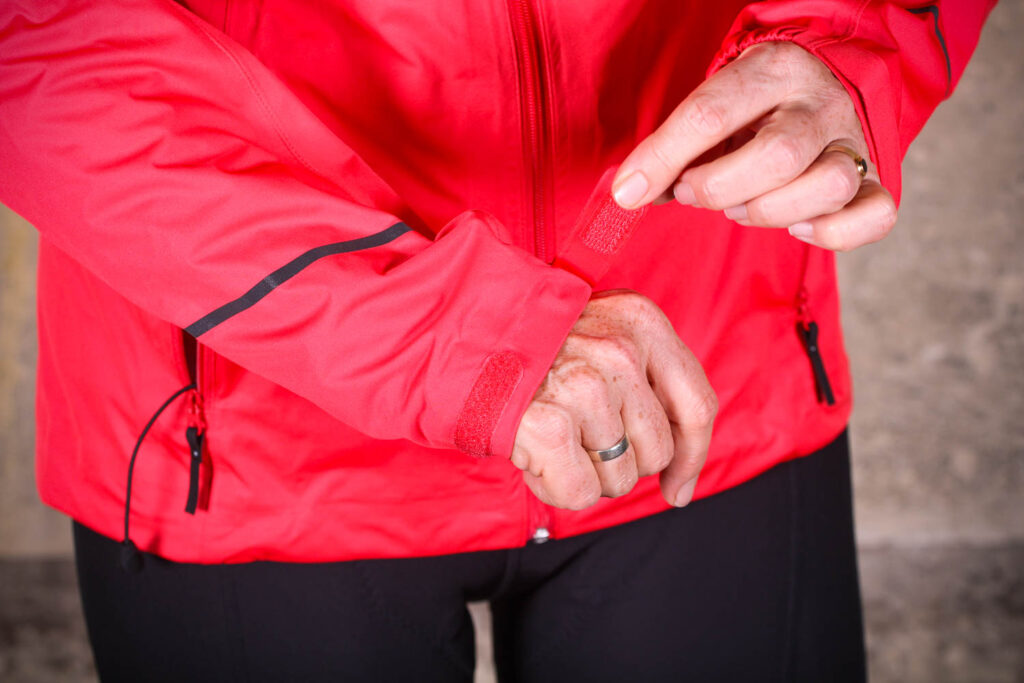 Gore R3 Women Gore-Tex Active Hooded Jacket – cuff detail.jpg